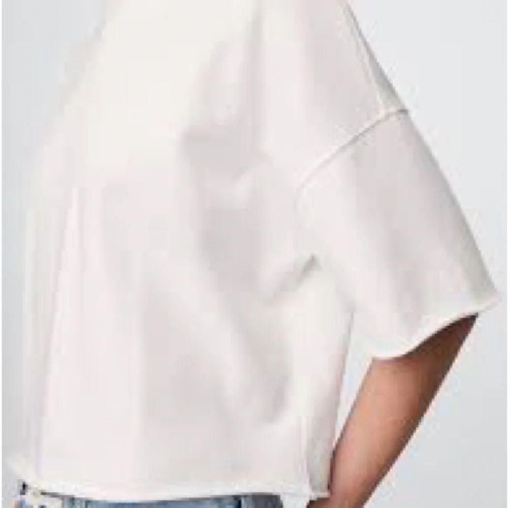 Gap Women's White Cropped Sweatshirt Top - Picture 3 of 7
